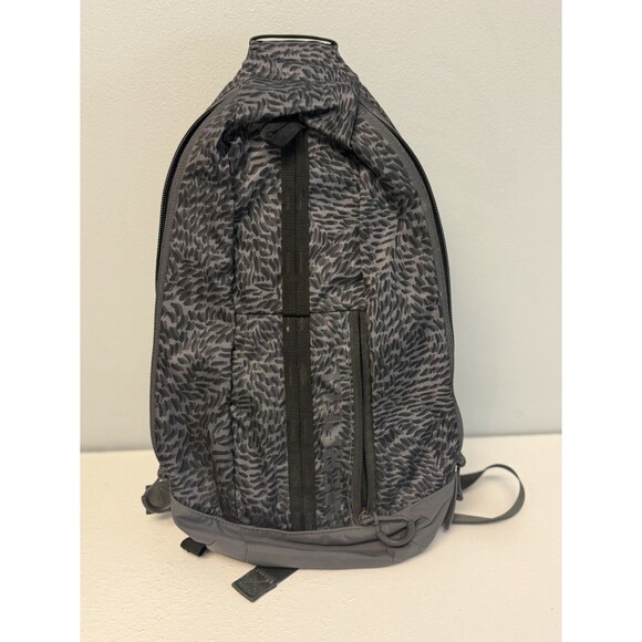 Merrell Other - Merrell Sling Backpack Gray Black Pattern Single Strap Crossbody Bag Backpack